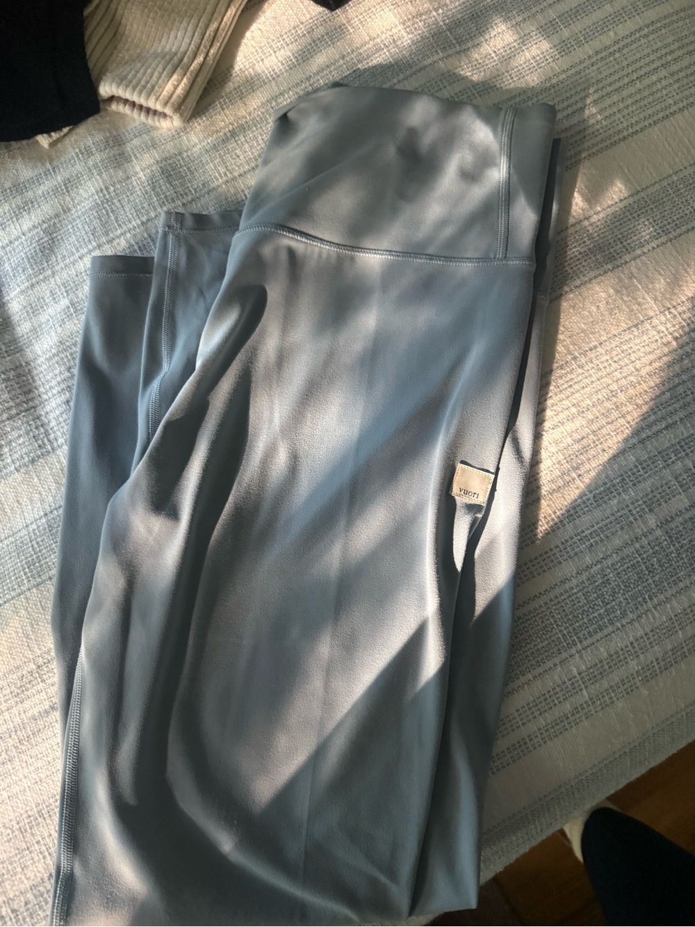 Vouri Performance Leggings Blue Like New
